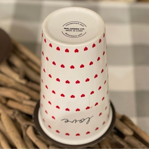 “LOVE” & Hearts Ceramic Double Wall Insulated Travel Mug - Picture 5 of 5